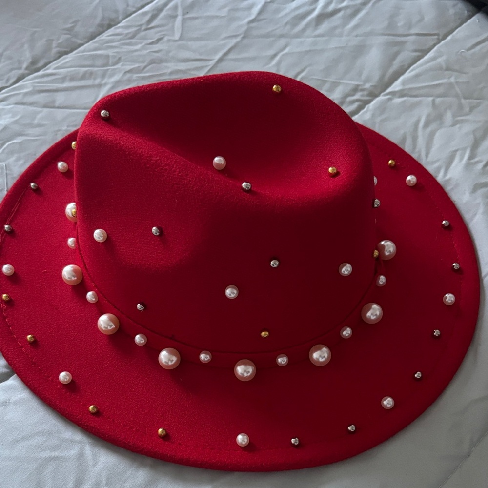 Elegant Red Pearl-Studded Women's Hat
